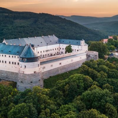 Hrad Červený Kameň